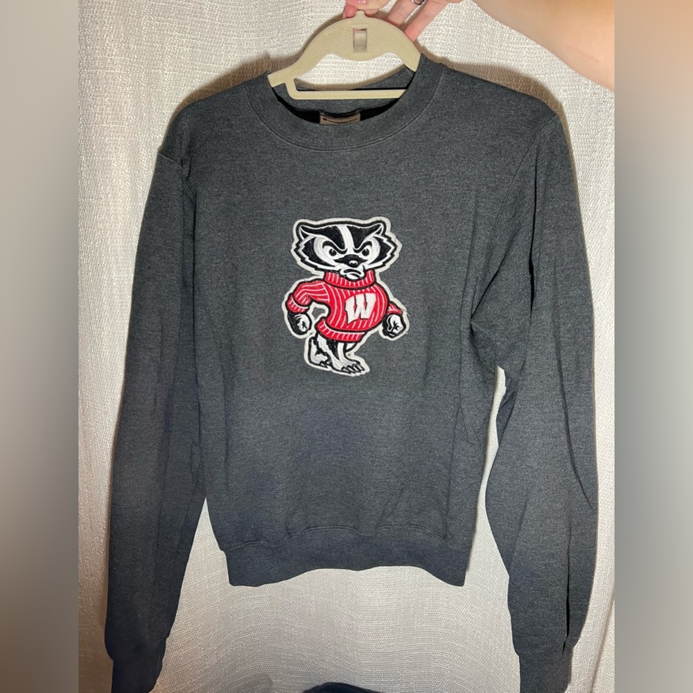 WISCONSIN BADGERS CREWNECK